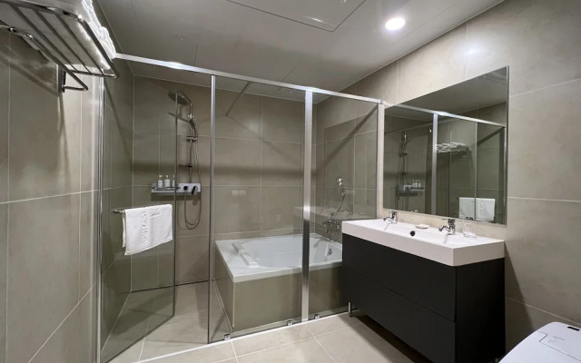 Jinhae InterCity Hotel