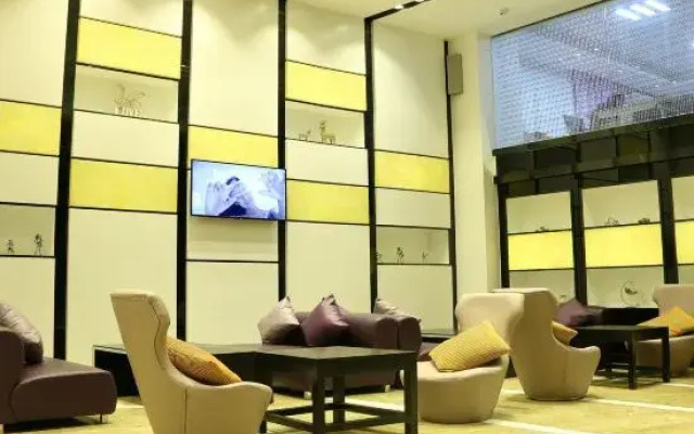 Lavande Hotel (HuizhouLongmen)