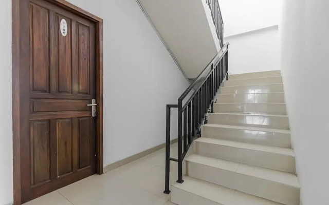 RedDoorz near Pantai Tanjung Pendam 2