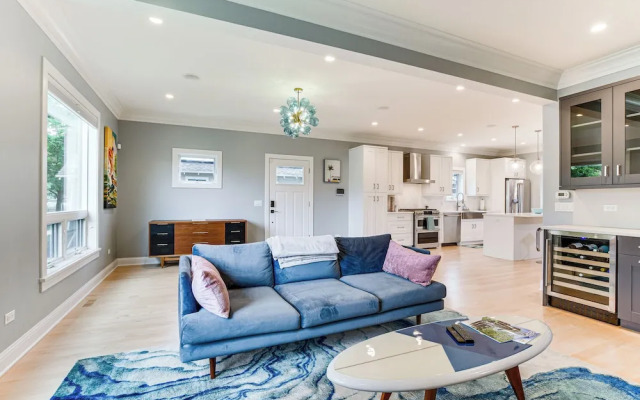 Game Room, Deck & Yard: Chicago Home