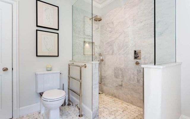 Veeve - Opulence and Elegance