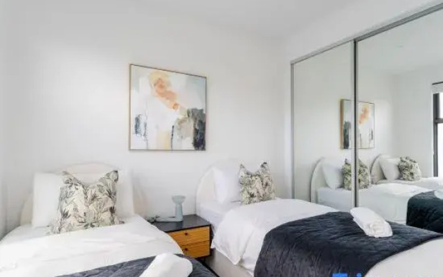 Stylish 4BR Townhouse with Private Courtyard