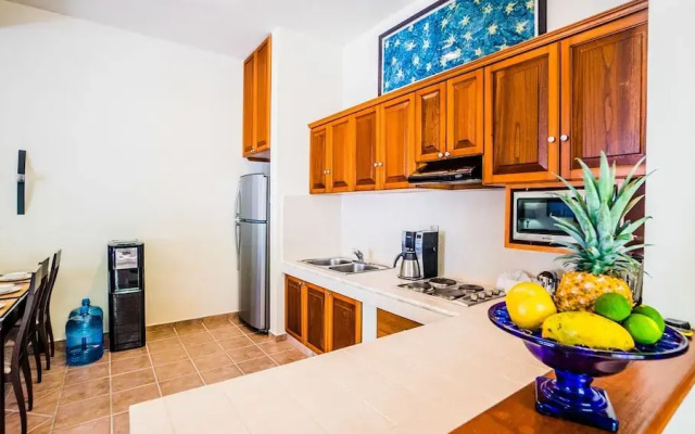 Romanina 1 Condo in the Heart of Playa del Carmen by Redawning