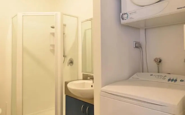 Private 4 Bedroom Beach House in Bondi
