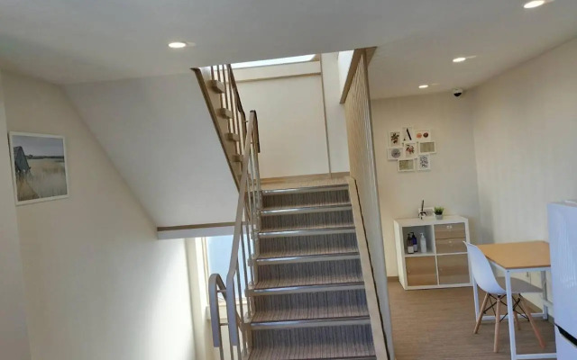 FLYCAT INN Ise