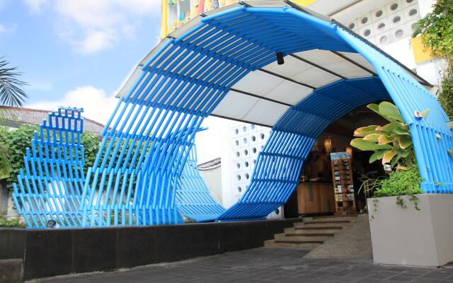 Bliss Surfer Hotel by Tritama Hospitality