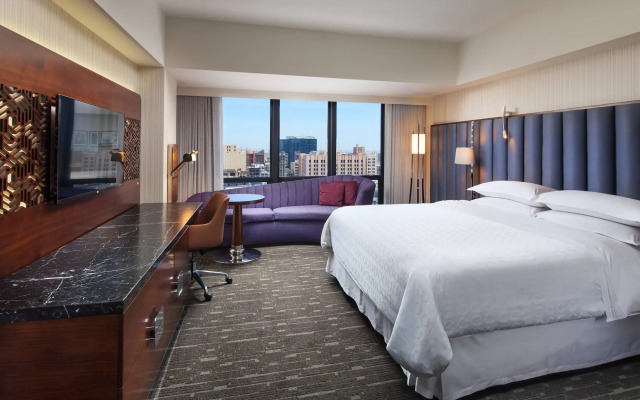 Sheraton Grand Los Angeles