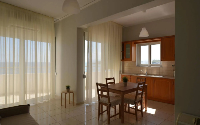 Kalamaki Apartments
