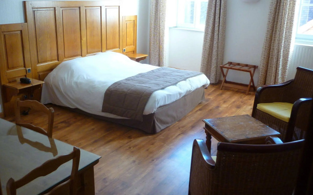 Appart Hôtel Charles Sander