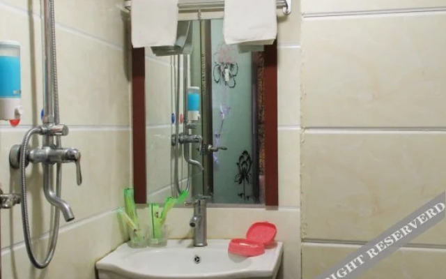 Xiaocheng Renjia Youth Hostel