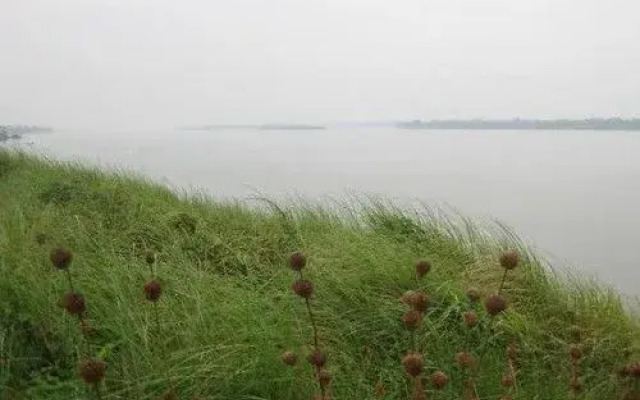 Wangnamkam Riverside Resort