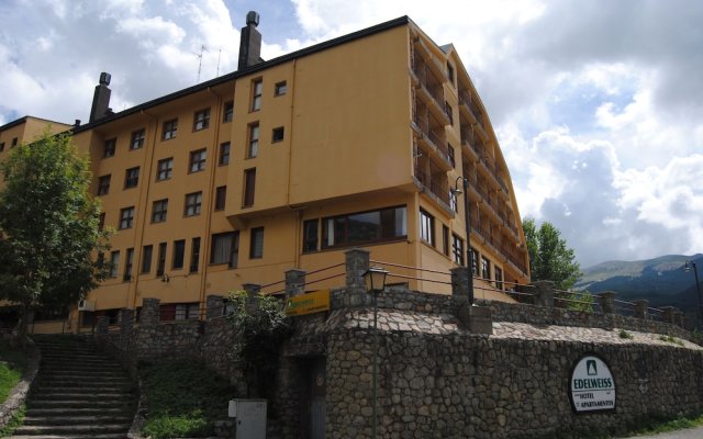 Apartamentos Yoy Edelweiss