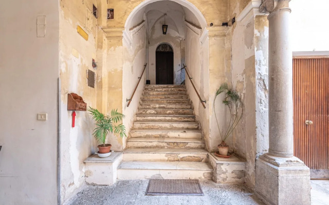 Real Umberto I Suite 2 by Wonderful Italy