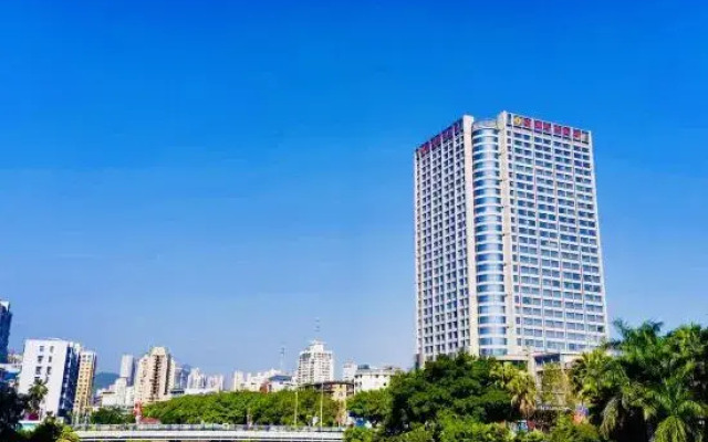 Ramada By Wyndham Longyan