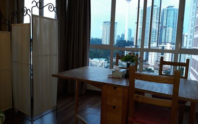 姆泰拉服务公寓(Casa Mutiara Serviced Apartments)