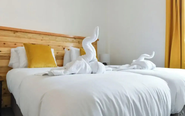 Newark Central Cottage