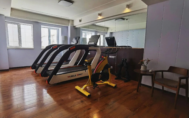 Xingtai conifer fern Hotel