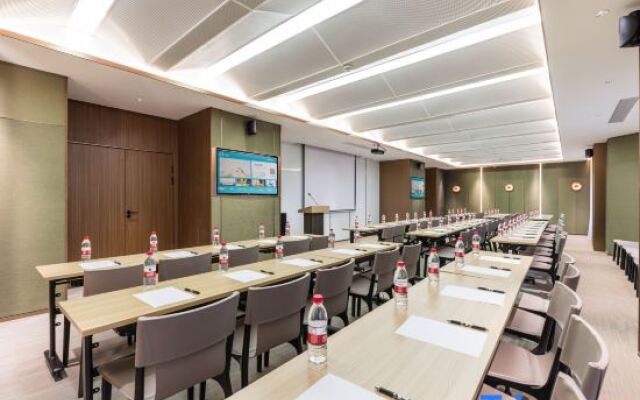 HanTing Hotel (Nantong Yuanrong Plaza)