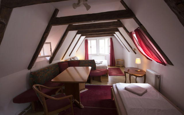 Charles Bridge Economic Hostel