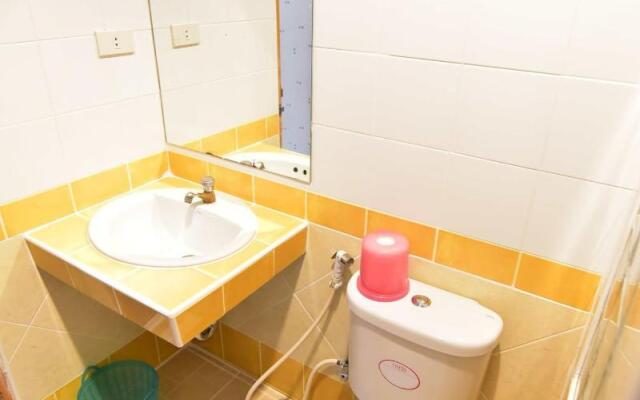 Sansabai House Hotel