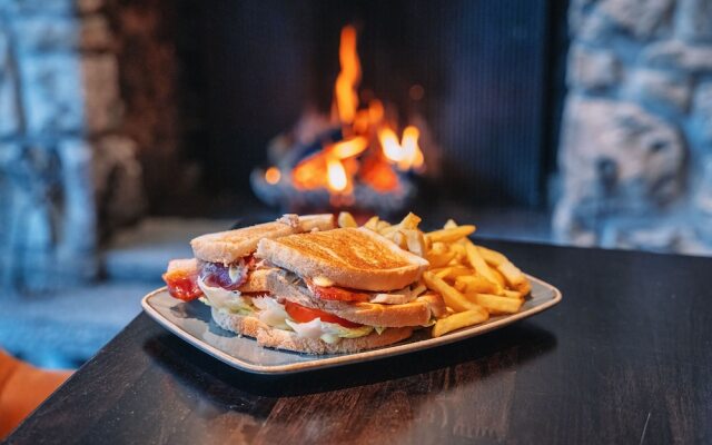 The Bull and Townhouse, Beaumaris- The Inn Collection Group