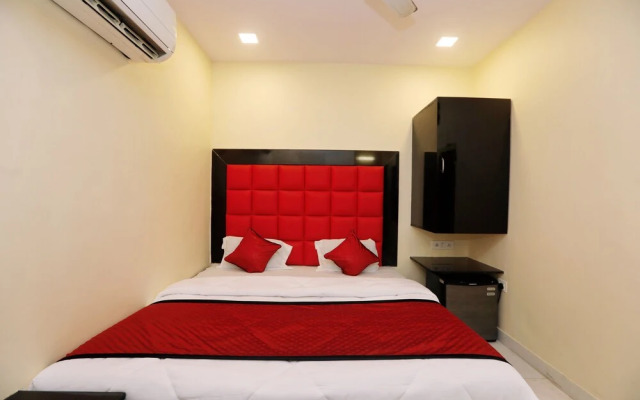 Hotel Janata