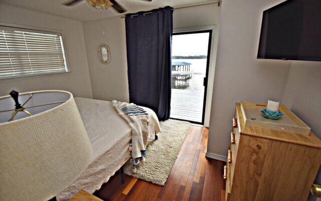 Lagoon Lanai 4 Bedroom Home