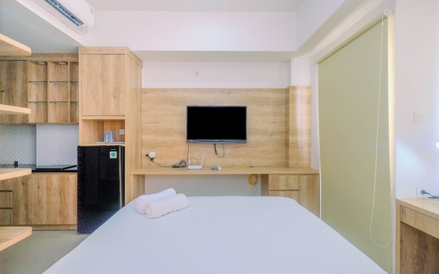 Minimalist Mustika Golf Residence Studio Apartment with City View – Guest Rooms – Cikarang