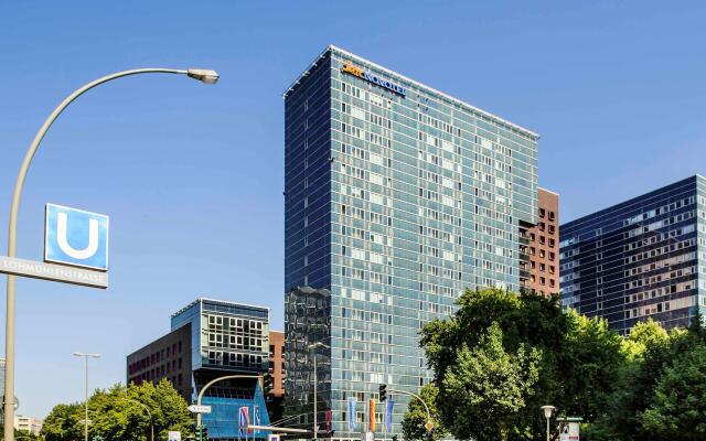 Novotel Suites Hamburg City