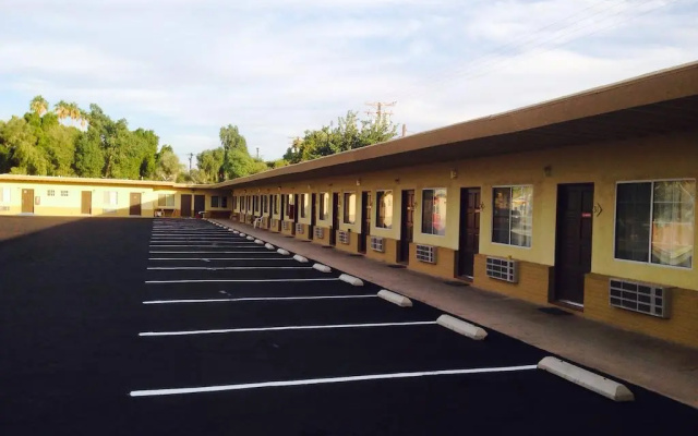 Desert Inn