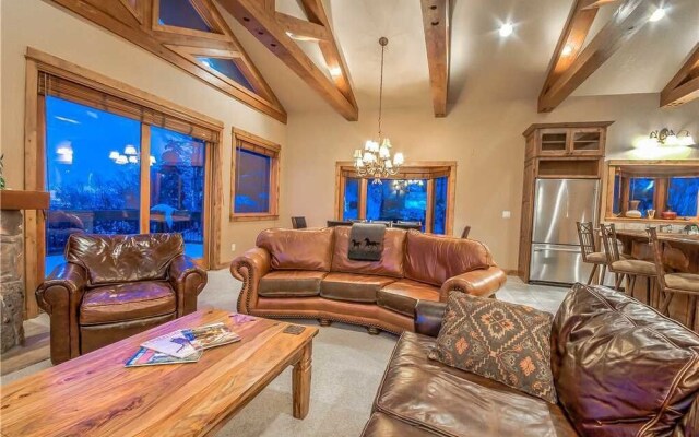 Soaring Eagle Chalet