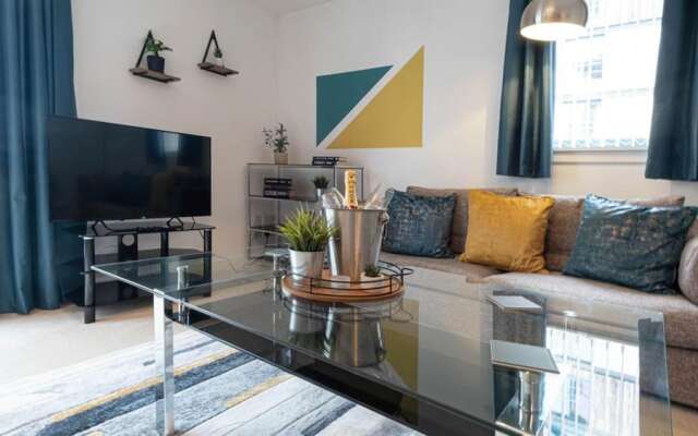 Quayside 2-bed Apartment in Dundee