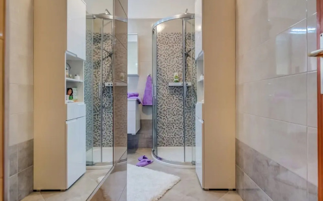 Apartment in Dalmatia near Sea