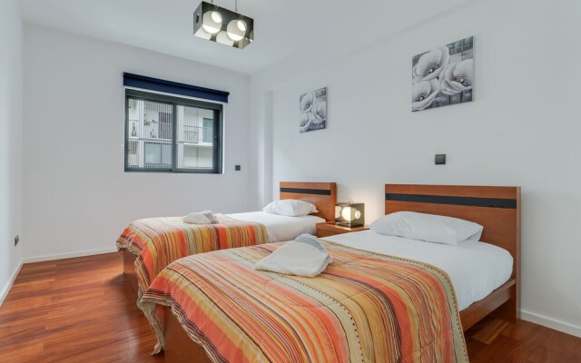 Ramos apartment by HRM