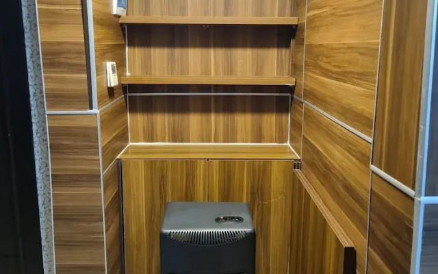 Charming Amman Apartment With Central AC and Wifi