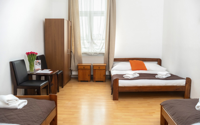 Station Aparthotel