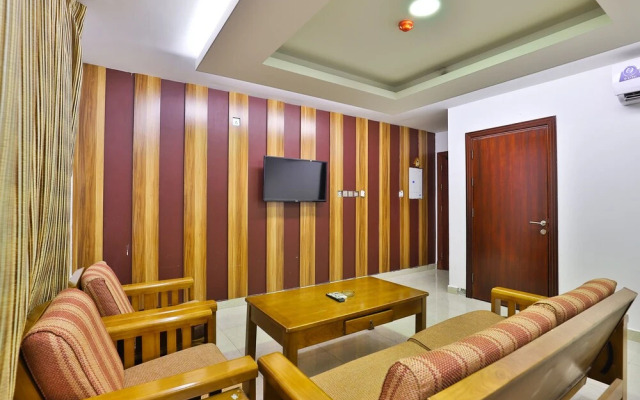 OYO 370 Inwan Residential Units