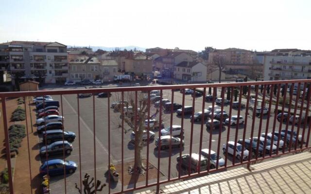 Appartement Montrond-les-Bains, 2 pièces, 2 personnes - FR-1-496-229