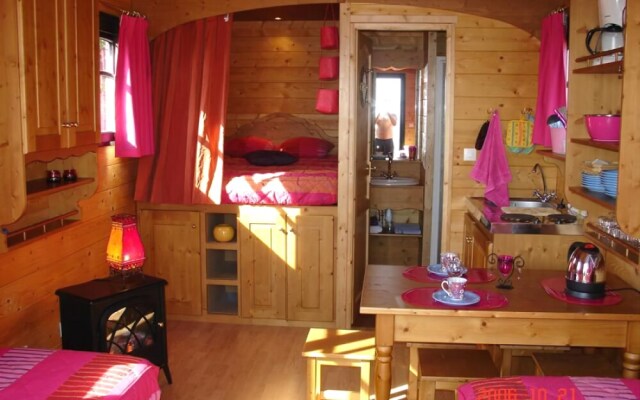 Camping Domaine Provencal - Roulottes