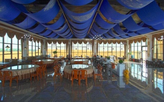 Jin Sha Hai Train Hotel