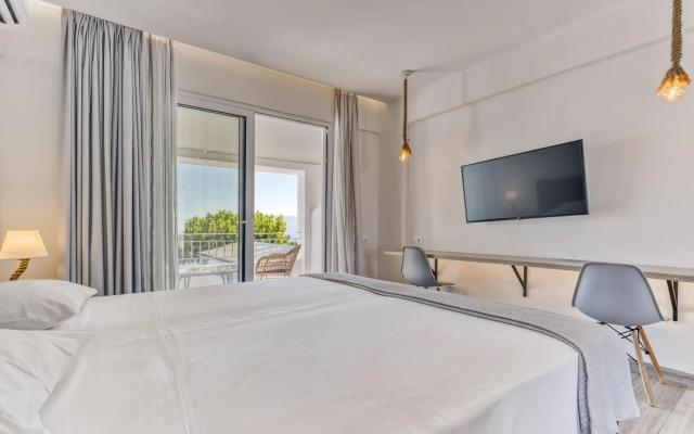 Sirocco Hotel