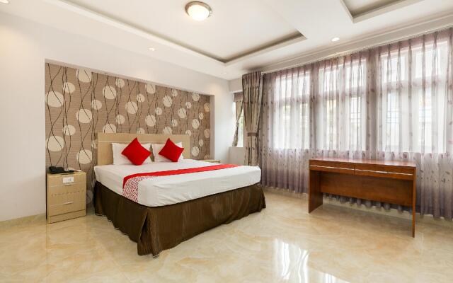 Bin Bin Hotel 3 by Reddoors