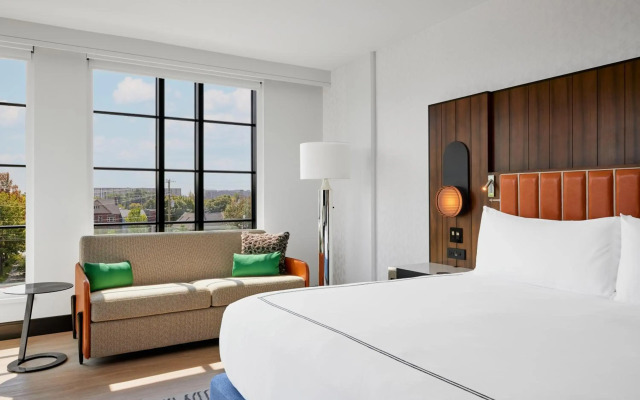 The Godfrey Detroit, Curio Collection By Hilton