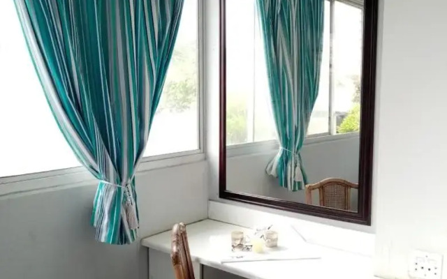 Inyoni Rocks Cabanas No 40