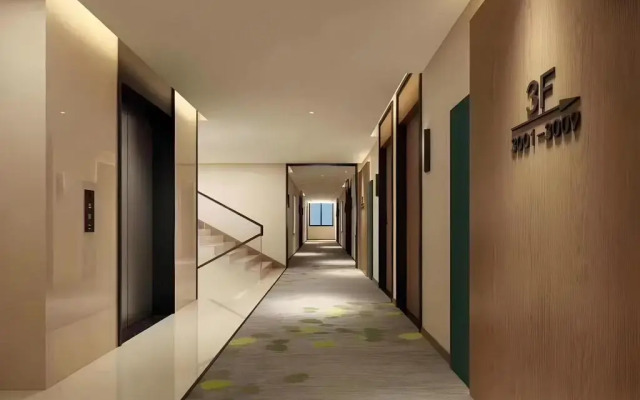 Greentree Inn Ankang Middle Bashan Road Business H