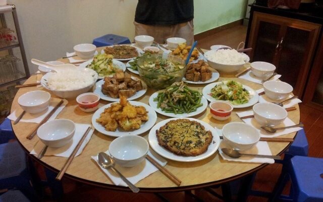 Authentic Family Homestay