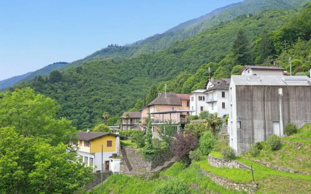 Rustic Mountain Brissago 2