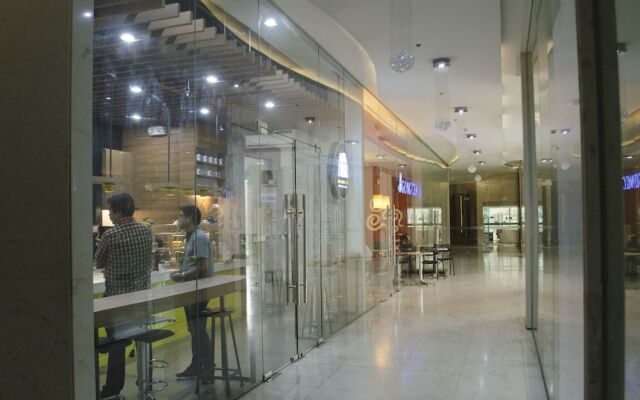 Decorated Duplex Apartment @ BGC