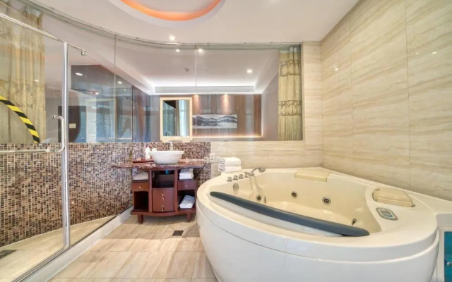 West Lake Hillview International