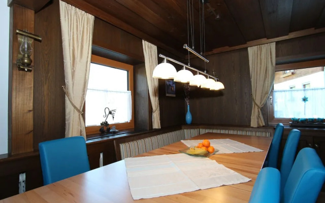 Spacious Chalet near Ski Area in Itter